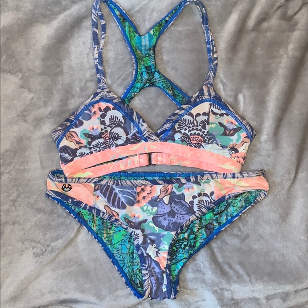 Maaji reversible set